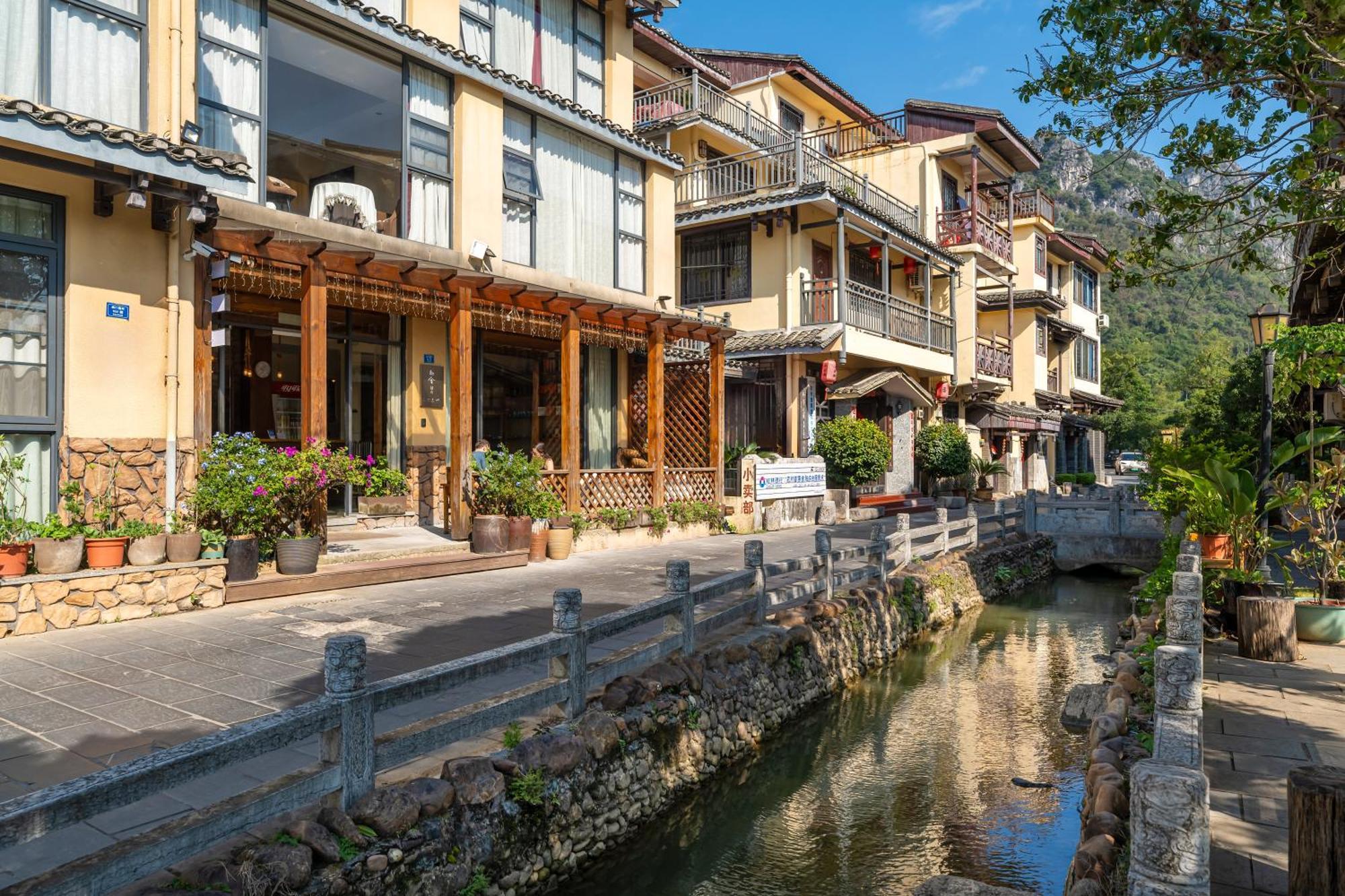 Guilin Village Creek Inn-Free Private Car Pick Up Station Stay 3 Nights المظهر الخارجي الصورة