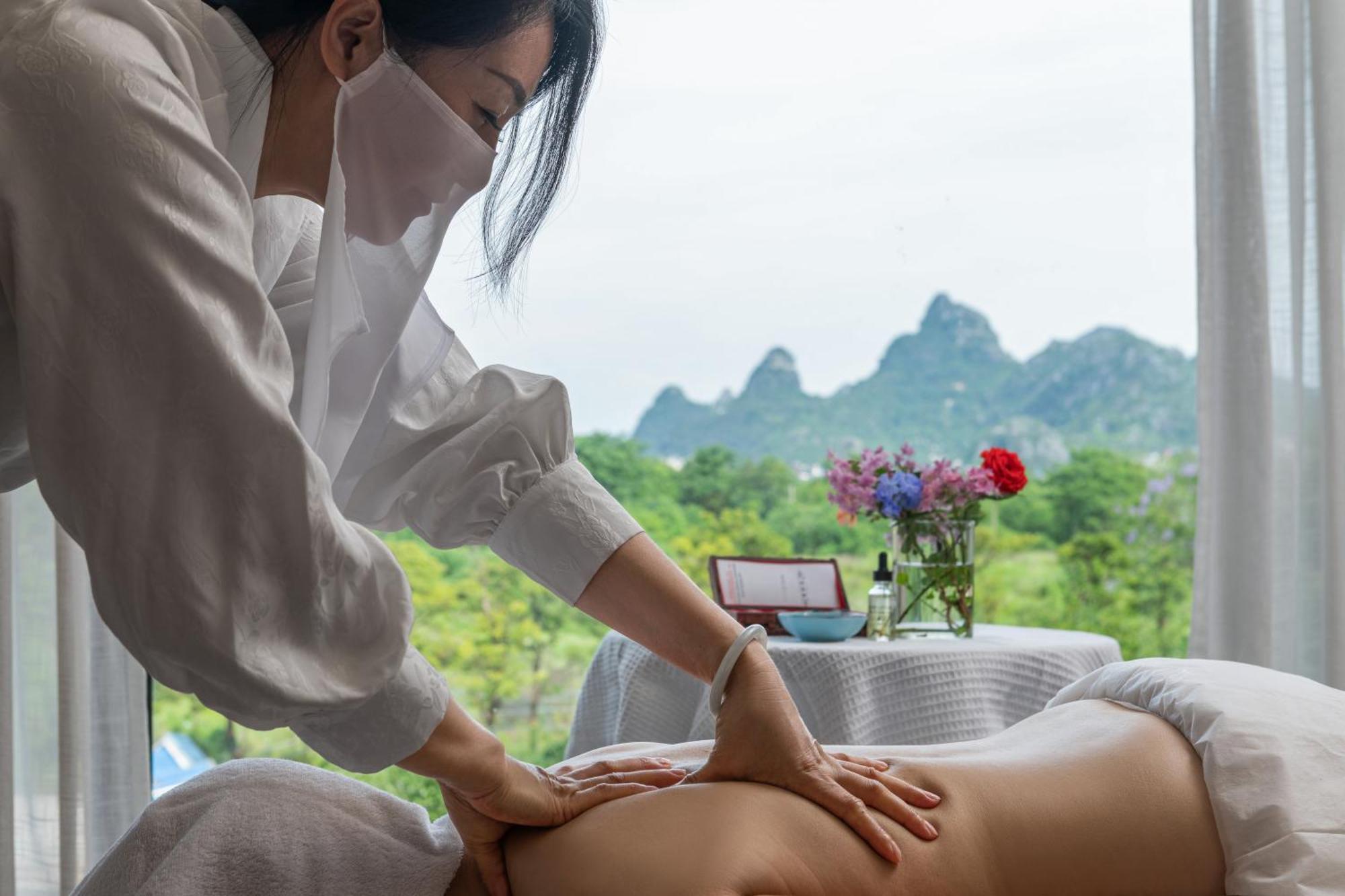 Guilin Village Creek Inn-Free Private Car Pick Up Station Stay 3 Nights المظهر الخارجي الصورة